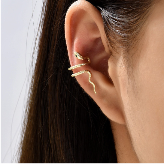 Serpent Crystal Earrings 18K, detail view